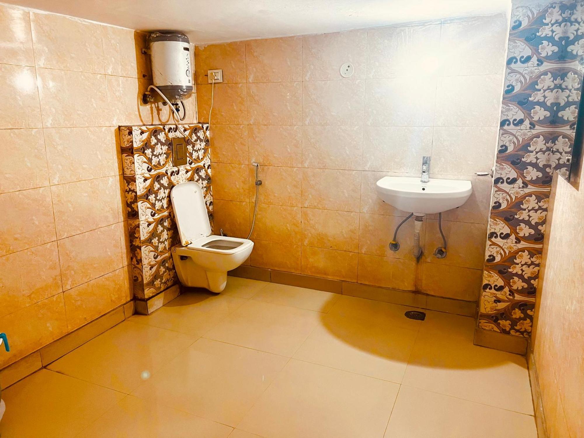 Hotel Grand Aerotech New Delhi